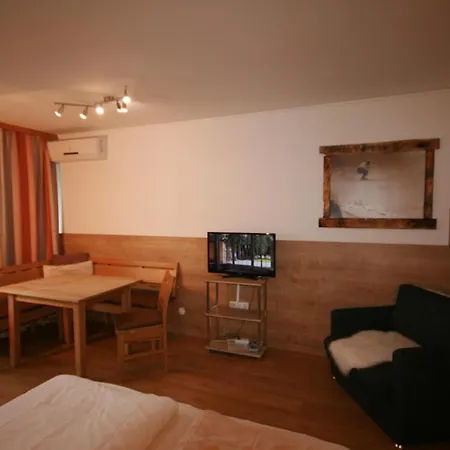 دوميتسيل كابرون