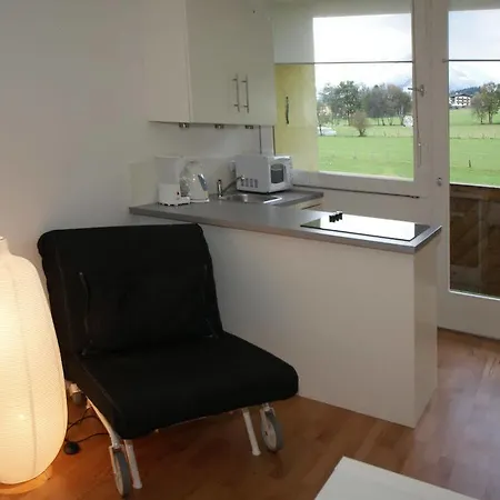 دوميتسيل كابرون