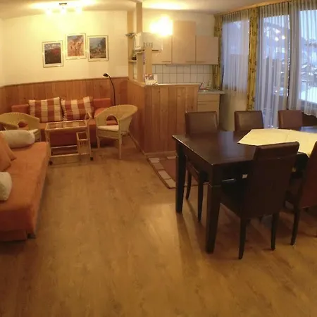 شقة دوميتسيل *