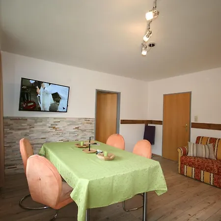 دوميتسيل شقة *