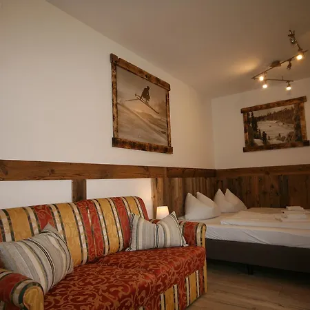 دوميتسيل كابرون